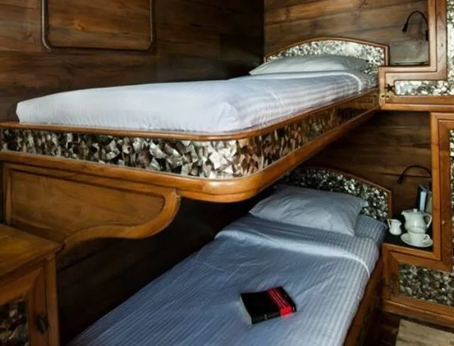 Bunk Bed Cabin on Manta Mae Liveaboard | Raja Ampat Diving Tour | Komodo Tour | Boat Komodo Trip