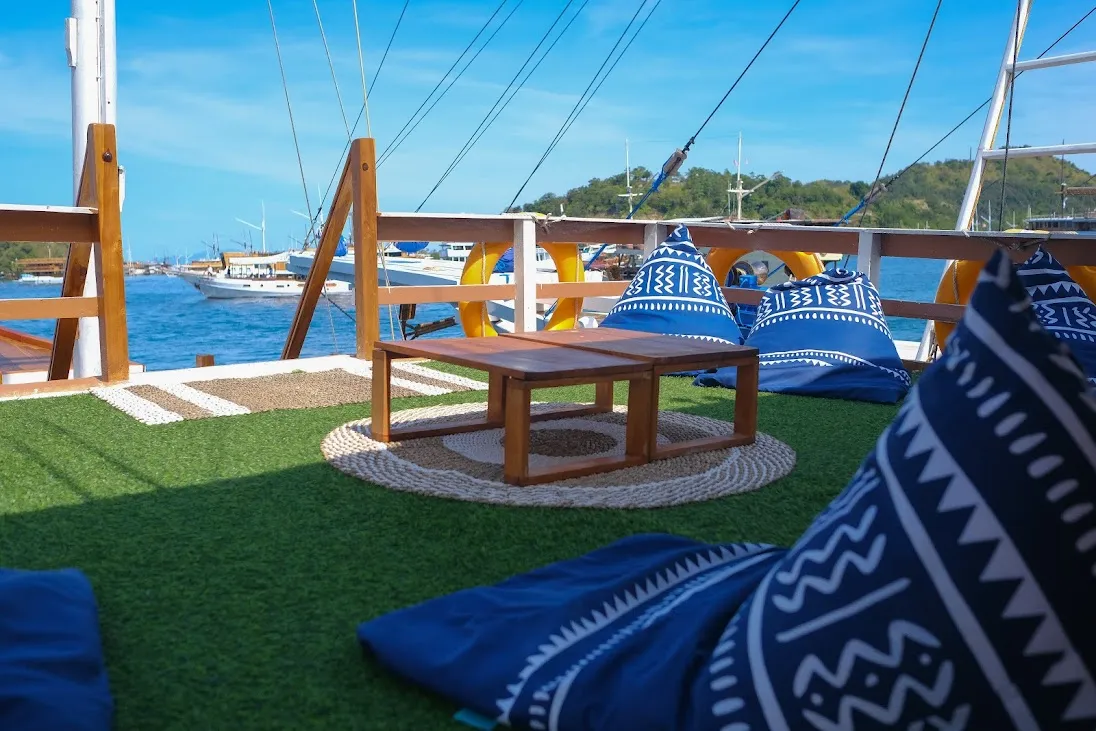 dinara outdoor chill area