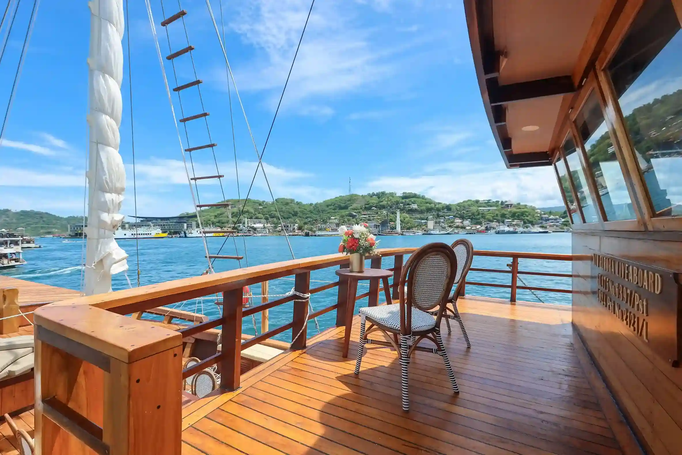 Chill area | Elrora Cruise Phinisi by Boat Komodo Trip