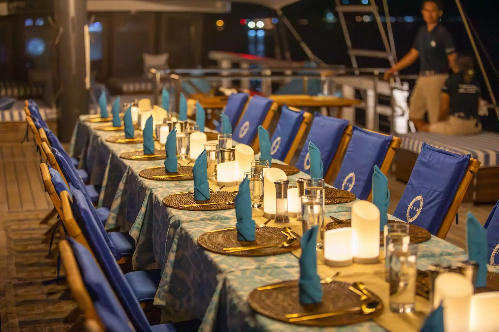 Dining Area Scubaspa Zen Liveaboard Phinisi Boat Charter | Komodo trip | Raja Ampat trip | Boat Komodo Trip