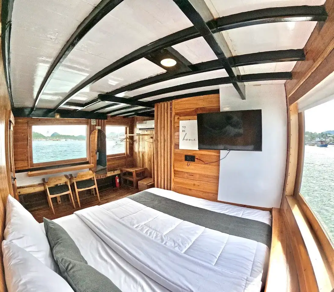 VIP Room Andalucia II Phinisi | Komodo Boat Charter | Komodo Trip