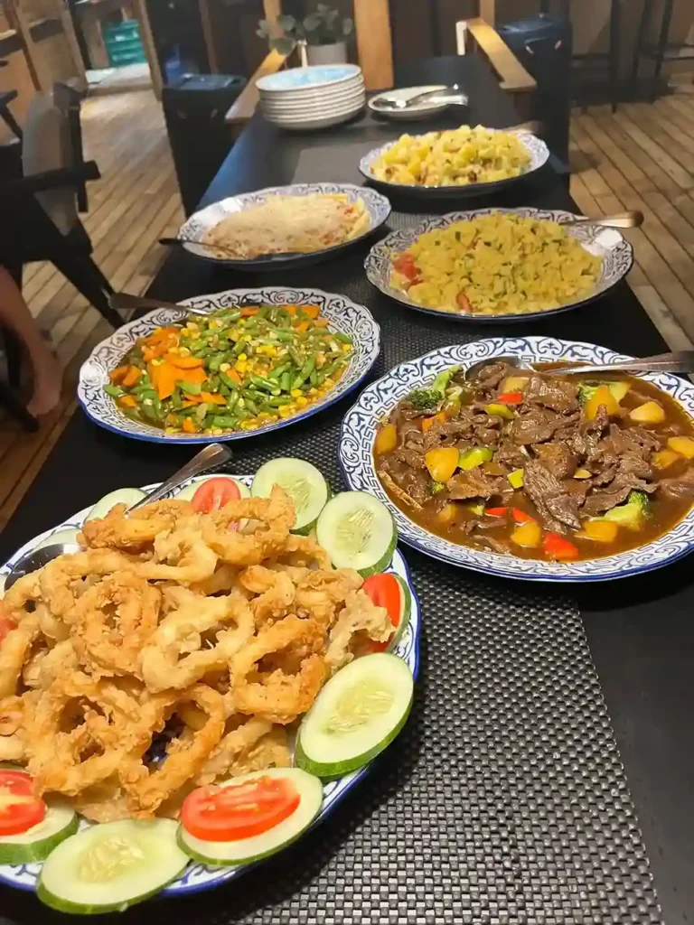 Dinner Day 1 Komodo Island Tour | Eduard Fernando