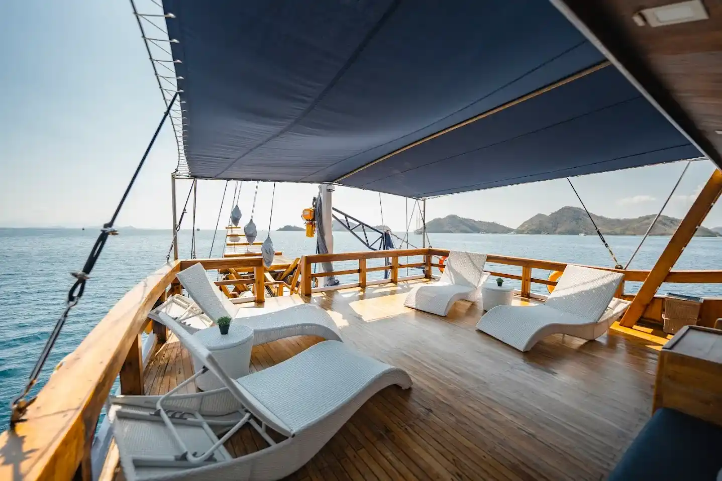 Sundeck Area on Cajoma V Phinisi Boat Charter | Liveaboard | Komodo Tour | Boat Komodo Trip