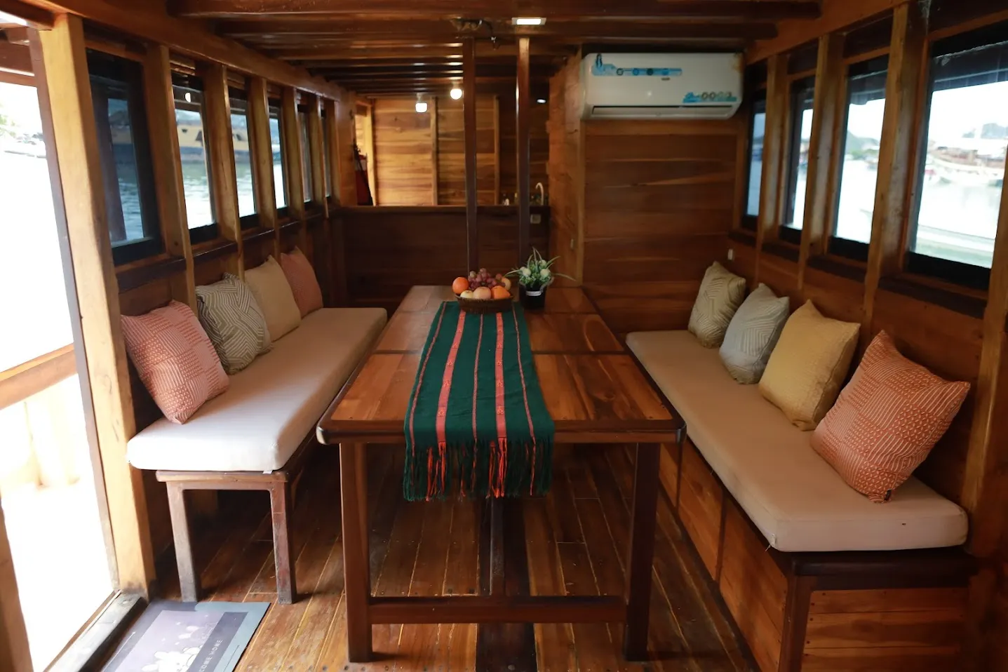 Indoor Dining Area on Floresta Phinisi | Komodo Island Tour | Boat Komodo Trip