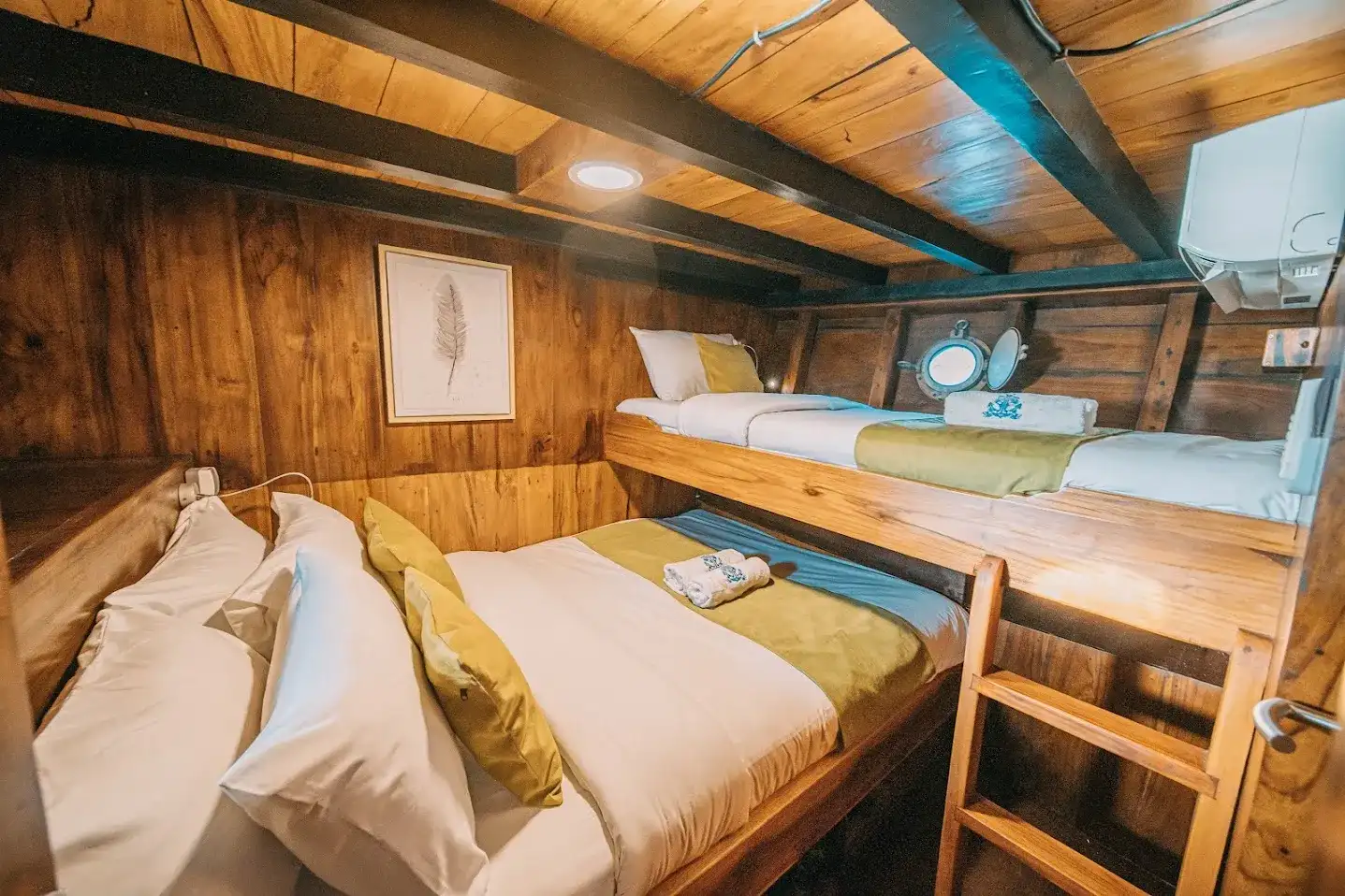 Lower Deck Cabin 1 on Jofiel Phinisi | Komodo Island Tour | Boat Komodo Trip