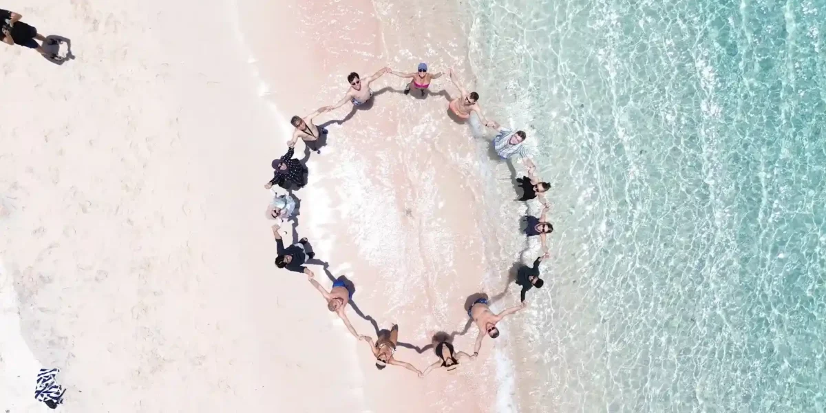 Pink beach Komodo island | Komodo island tour review | Eduard fernando