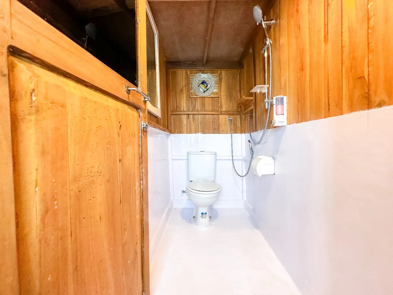 Santemako Phinisi | Komodo Tour | Boat Komodo Trip