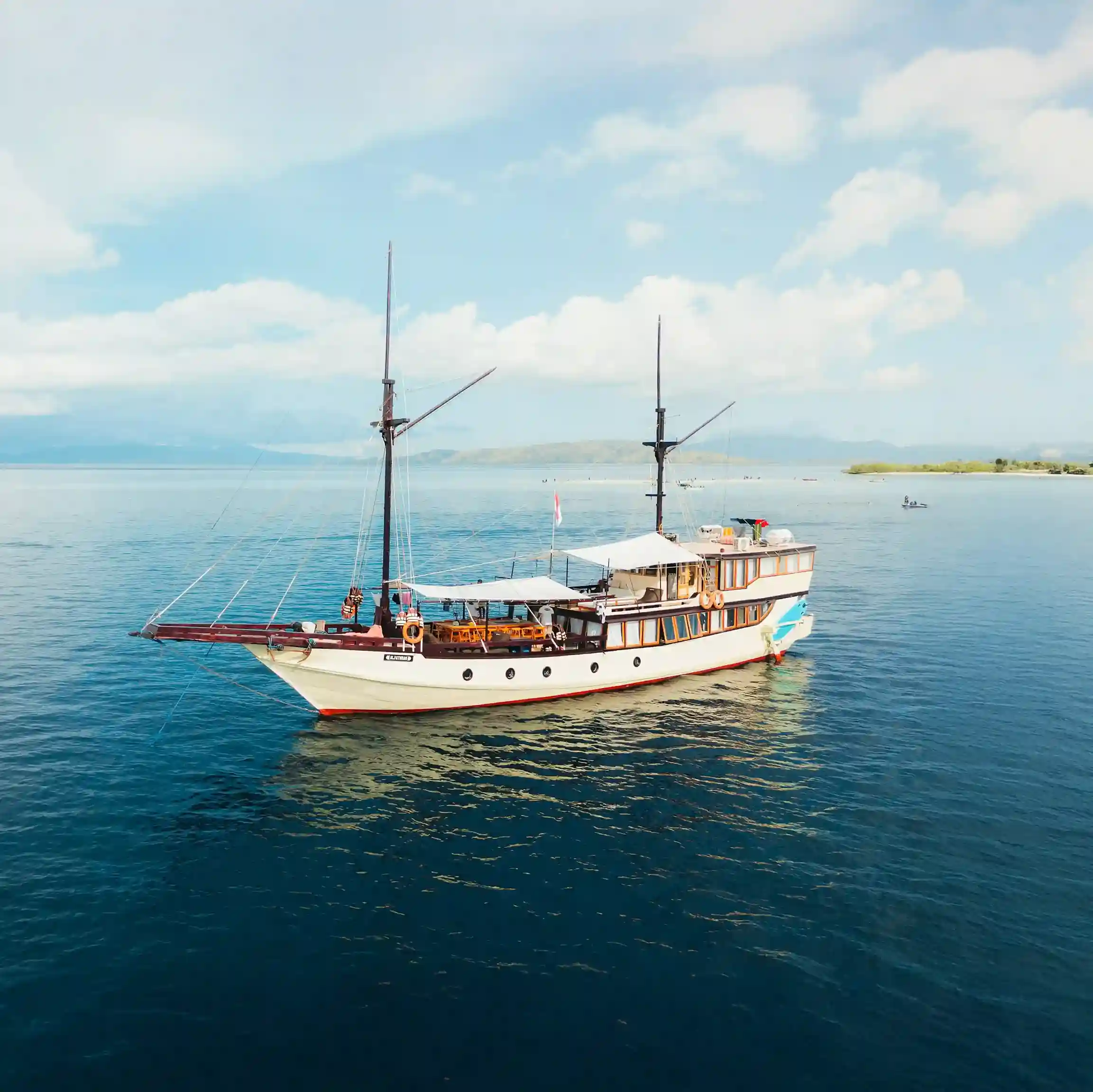 Alfathran Cruise Phinisi