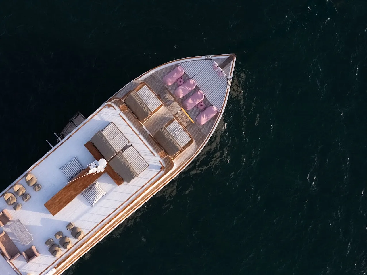 Le Costa Yacht Cruise Phinisi | Komodo National Park | Boat Komodo Trip