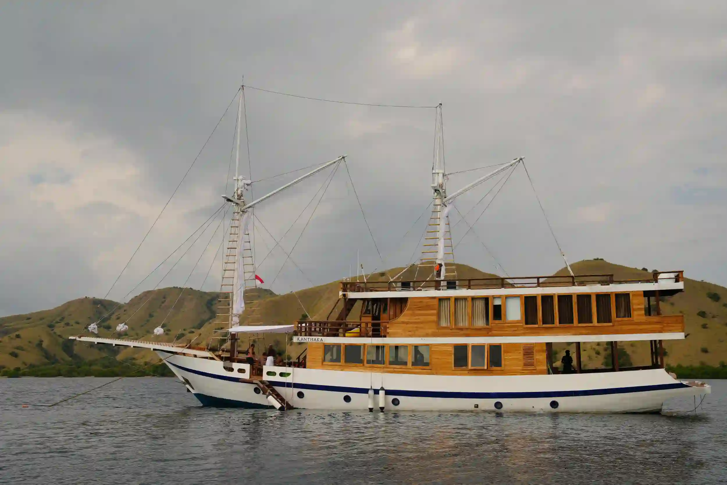 Kanthaka Phinisi Boat Charter | Exterior | Komodo Tour | Boat Komodo Trip
