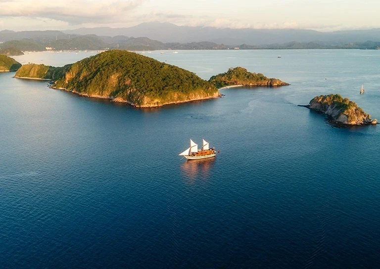 Neptune Phinisi | How to Book a Yacht in Labuan Bajo | Labuan Bajo Yacht Rental | Boat Komodo Trip