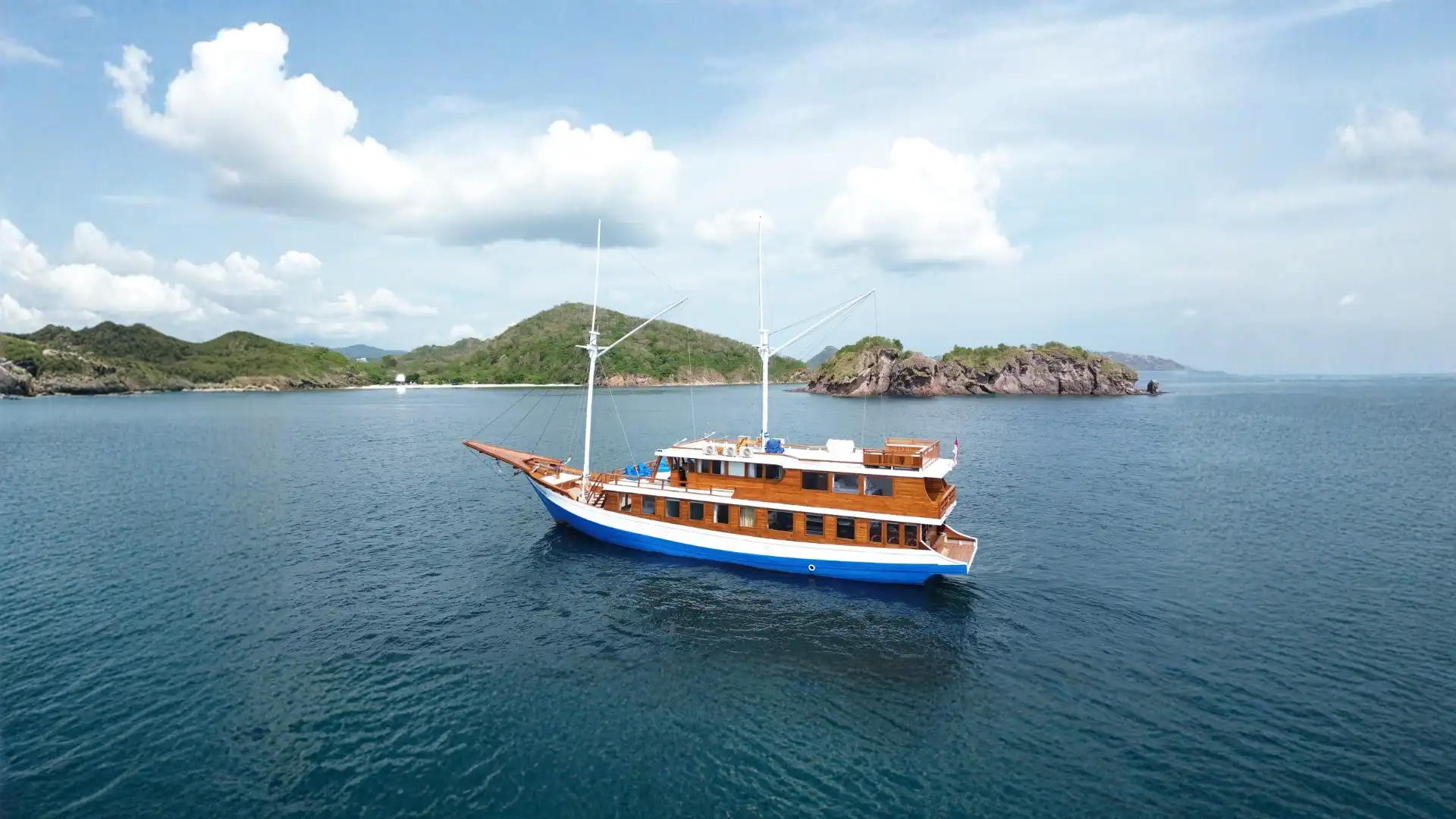 Why Choose Komodo Boat Trip | Boat Komodo Trip