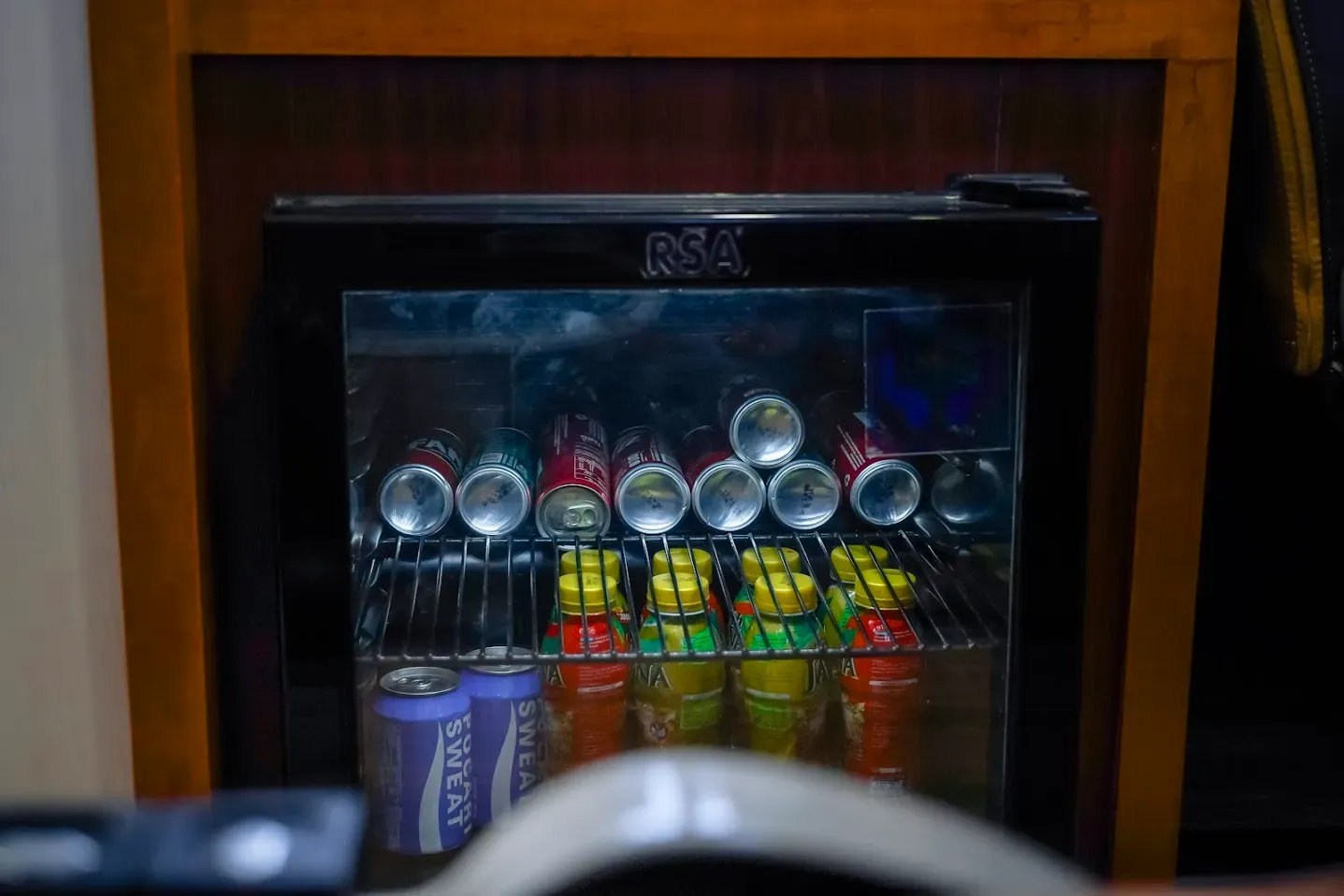 Elrora Cruise Cool Box | Boat Komodo Trip