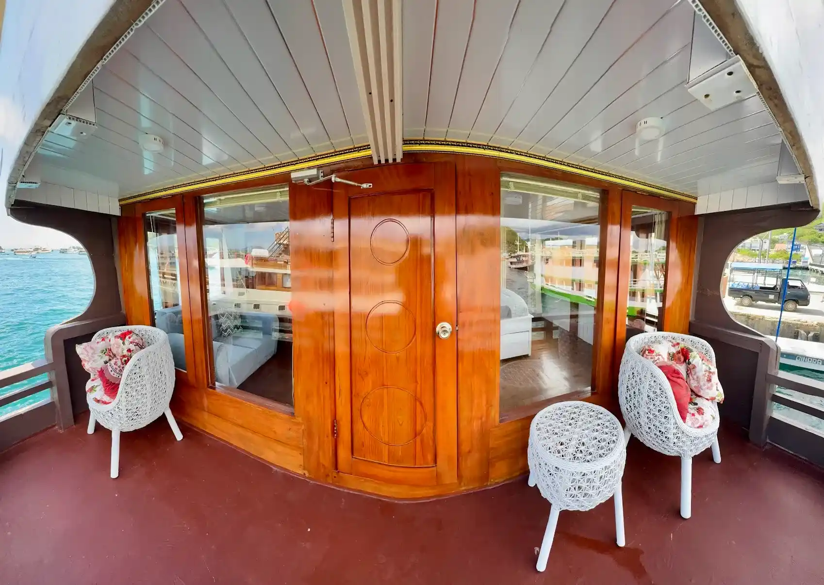 Sumbawa Cabin Balcony - Princes Nabila Phinisi | Boat Komodo Trip