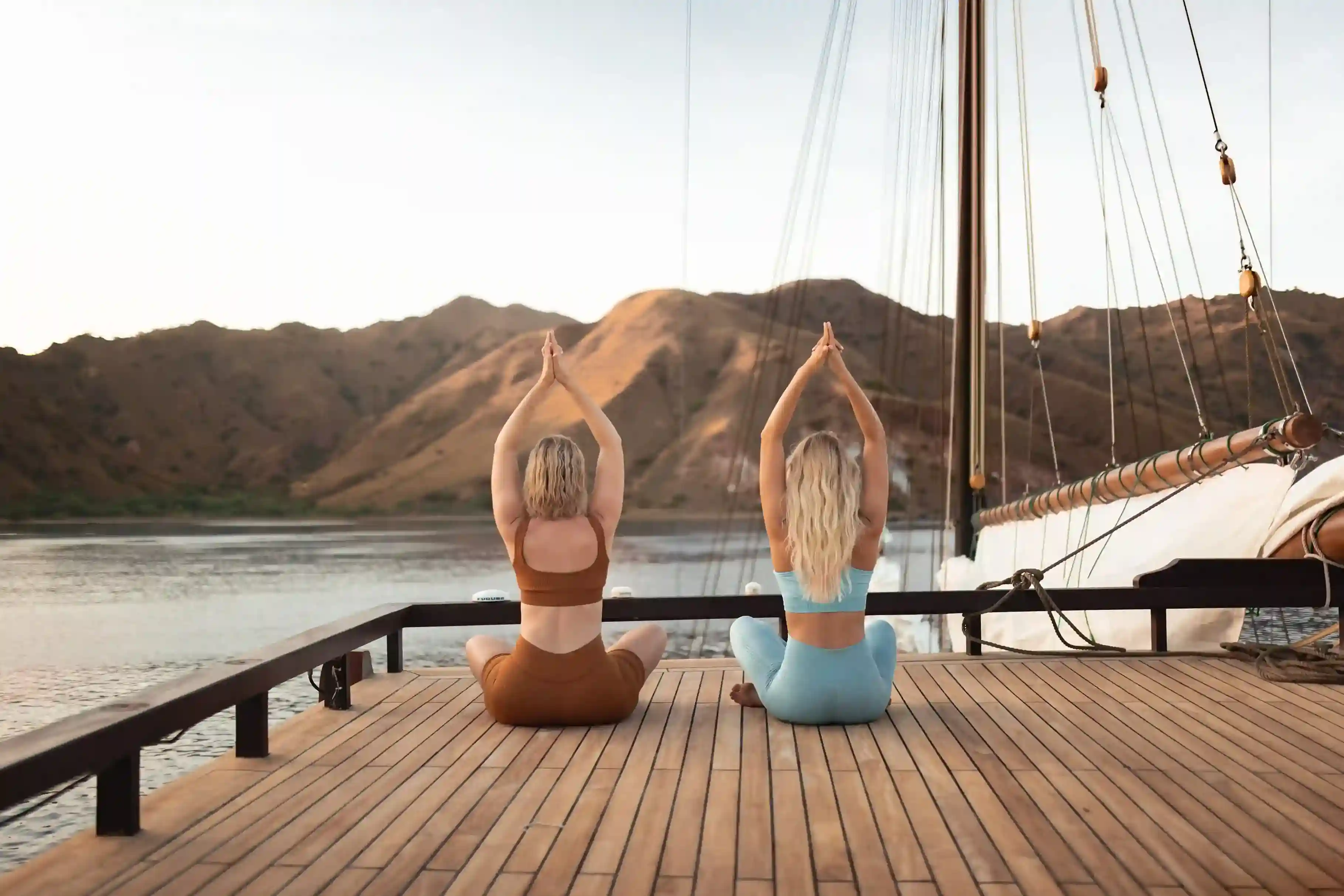 Vela Phinisi Boat Charter | Boat Komodo Trip