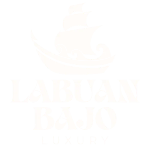 labuanbajoluxury.com